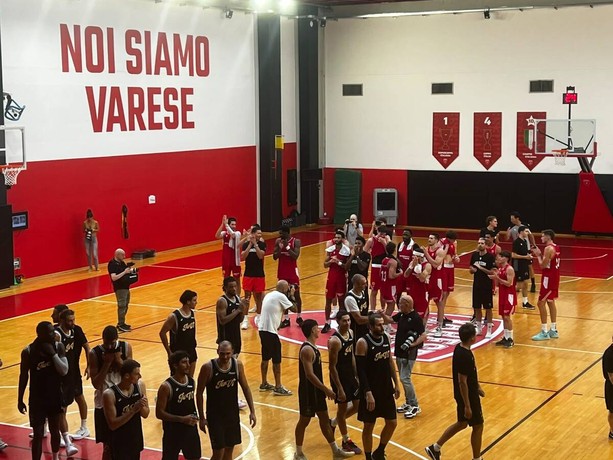 Pianoforti da suonare e pianoforti da spostare: Hale si prende la prima Varese dell'anno