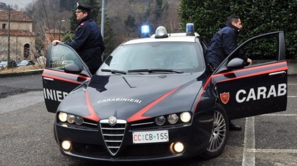 Maxi operazione dei carabinieri, eseguiti 13 ordinanze di custodia cautelare Maxi operazione dei carabinieri, eseguiti 13 ordinanze di custodia cautelare