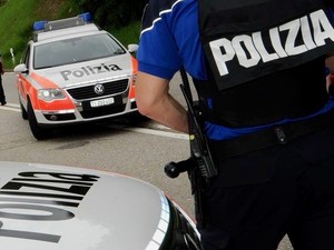 Donna ferita in Canton Ticino: un arresto per tentato omicidio Donna ferita in Canton Ticino: un arresto per tentato omicidio