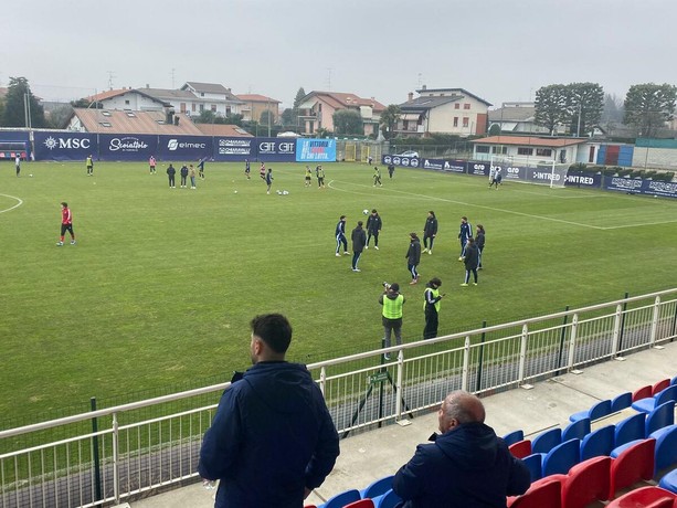 IN DIRETTA. Varese-Club Milano: davanti Barzotti con Guerini e Cogliati. Varesina-Villa Valle: Costantino-Sassi-Manicone, voglia di gol