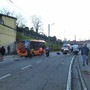 Bra, bus urbano si scontra con un fuoristrada in strada Montenero [FOTO]