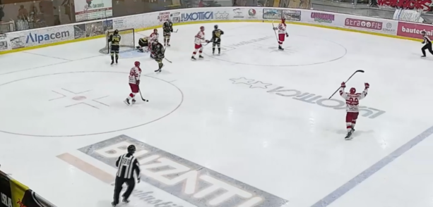 I Mastini reggono 45', poi l'Alleghe fa il Caldaro e li schiaccia: 6-3 timbrato dal "califfo" De Toni I Mastini reggono 45', poi l'Alleghe fa il Caldaro e li schiaccia: 6-3 timbrato dal "califfo" De Toni