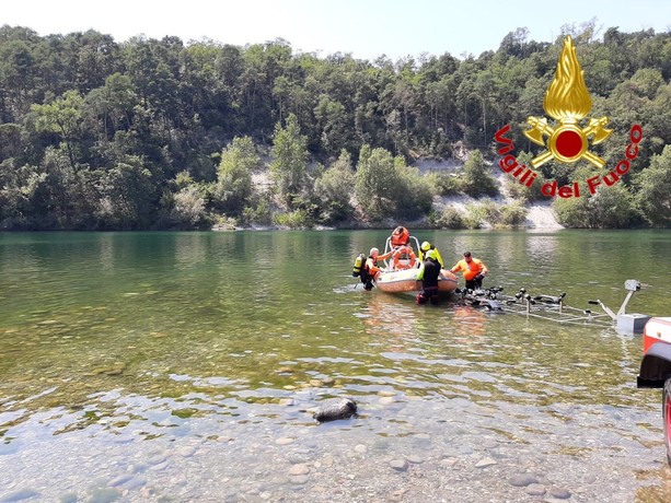 Tragedia a Somma Lombardo, 36enne annega nelle acque del Ticino Tragedia a Somma Lombardo, 36enne annega nelle acque del Ticino