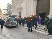 Savona si stringe commossa per salutare la Signora dell'Ospitalità Pervinca Tiranini (FOTO) Savona si stringe commossa per salutare la Signora dell'Ospitalità Pervinca Tiranini (FOTO)