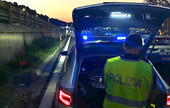 A10, incidente mortale tra Varazze e Arenzano: muore un motociclista, quattro feriti. Tratto chiuso verso Genova A10, incidente mortale tra Varazze e Arenzano: muore un motociclista, quattro feriti. Tratto chiuso verso Genova