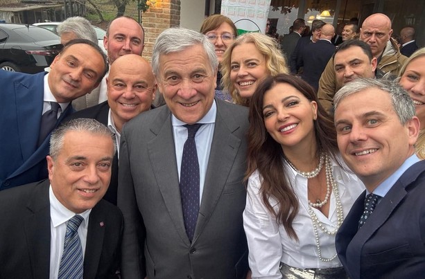 I travagli di Forza Italia rischiano di vanificare la grande fatica di Graglia nella campagna per il tesseramento I travagli di Forza Italia rischiano di vanificare la grande fatica di Graglia nella campagna per il tesseramento