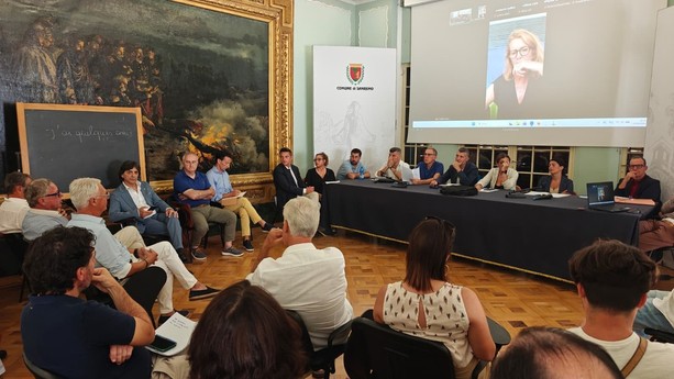 Aurelia Bis, il Comitato Bonmoschetto ringrazia: "Ampia condivisione in commissione per rimuovere l’uscita prevista" Aurelia Bis, il Comitato Bonmoschetto ringrazia: "Ampia condivisione in commissione per rimuovere l’uscita prevista"