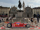 C'è una Ferrari ai piedi del Caval 'd Brons: Torino si prepara all'Autlook week, scatenando la passione per i motori C'è una Ferrari ai piedi del Caval 'd Brons: Torino si prepara all'Autlook week, scatenando la passione per i motori