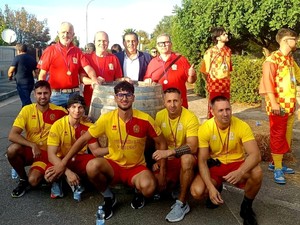 Nizza Monferrato conquista la Sardegna: gli spingitori nicesi trionfano al Palio delle botti [VIDEO]