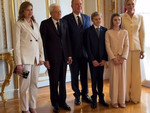 Mattarella a Monaco, storica visita di Stato: onorificenze, concerto di Cecilia Bartoli e cena con Principe Alberto II (Foto) Mattarella a Monaco, storica visita di Stato: onorificenze, concerto di Cecilia Bartoli e cena con Principe Alberto II (Foto)