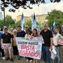 Flash mob di FdI e cittadini contro il degrado al Maiocco: “Fuori gli spacciatori, dateci un presidio fisso”