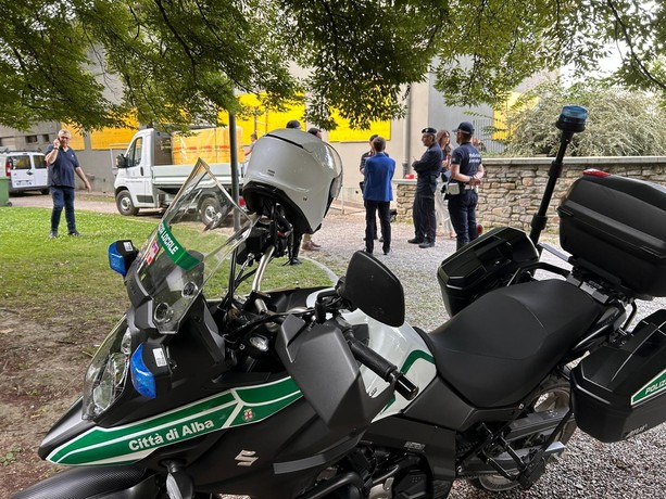Alba, reparti specializzati dei Carabinieri per presidiare l’area della stazione ferroviaria