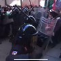 Al Carignano Forza Italia parla di casa, tensioni e scontri davanti al Museo Egizio: una persona fermata