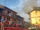 FOTO. Abitazione in fiamme a Cantello, intervengono i vigili del fuoco. Edificio inagibile