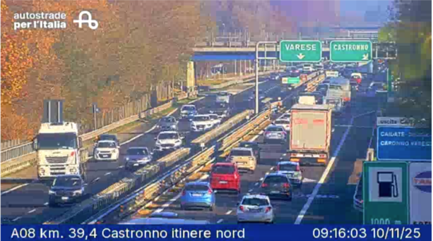 Ancora un incidente nel tratto tra Solbiate e Castronno dell'Autolaghi. Soccorse due persone. Segnalati quattro chilometri di coda verso Varese