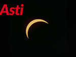 Anche nell'Astigiano tutti "con il naso all'insù" per ammirare l'eclissi [GALLERIA FOTOGRAFICA]