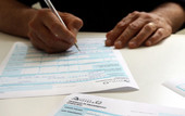 Giunta Cirio verso l'aumento dell'Irpef: i piemontesi pagheranno 70 euro in più